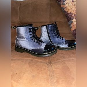 Dr marten boots - suede with leather tips size 6 women . Like new